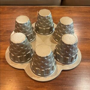 Nordic Ware Ice Cream Cone Cupcake Cake Pan 3D Williams Sonoma Exclusive